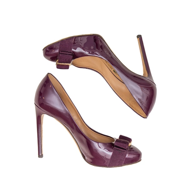 Salvatore Ferragamo Vara Bow Heels – Deep Plum Patent - Size US 6 B - Picture 6 of 14